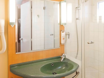 Standard Room, 2 Twin Beds