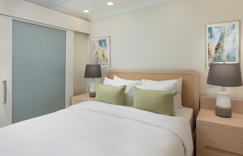 Junior Studio Suite, Partial Ocean View