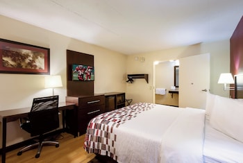 Superior Room, 1 King Bed, Accessible (Smoke Free)