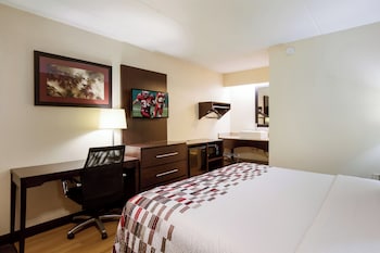 Superior Room, 1 King Bed, Accessible (Smoke Free)