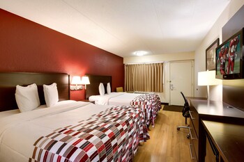 Standard Room, 2 Double Beds (Smoke Free)