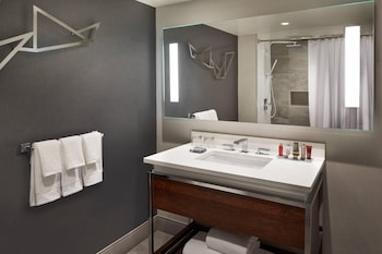 Room, 1 King Bed