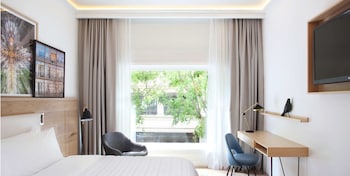 Premium Room, 1 King Bed