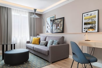 Suite, 1 King Bed (Prestige)