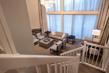 Presidential Suite, 1 King Bed with Sofa bed, Non Smoking