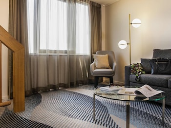 Deluxe Suite, 1 King Bed (Spa)