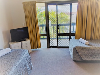 2 Bedroom Family Unit with Terrace