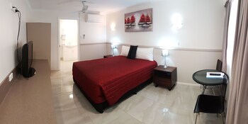 Deluxe Double Room, 1 Queen Bed, Ensuite