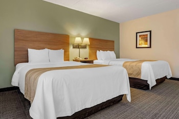 Room, 2 Queen Beds, Accessible, Non Smoking