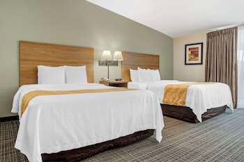Standard Room, 2 Queen Beds, Non Smoking
