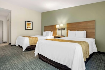 Standard Room, 2 Queen Beds, Non Smoking