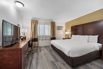 Suite, Multiple Beds, Non Smoking