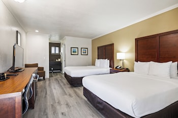 Room, 2 Queen Beds, Accessible, Non Smoking
