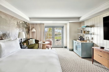 Room, 1 King Bed, Ocean View (Balcony)