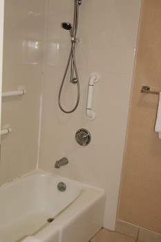 Standard Room, 2 Queen Beds, Non Smoking