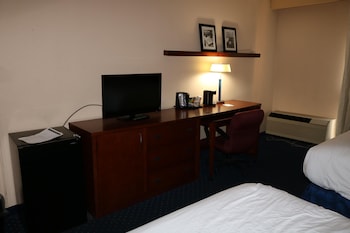 Standard Room, 1 Queen Bed, Accessible, Non Smoking