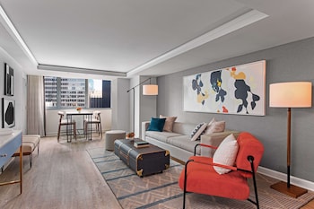 Superior Suite, 1 King Bed (Royal)
