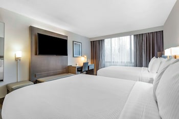 Standard Room, 2 Queen Beds, Accessible, Refrigerator & Microwave (Refrigerator & Microwave)