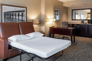 Standard Room, 2 Double Beds, City View