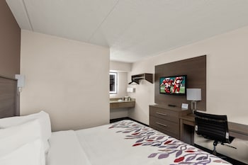 Standard Room, 1 King Bed (Smoke Free)