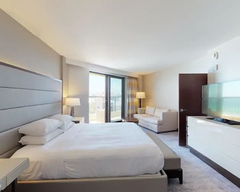 Room, 1 King Bed with Sofa bed, Ocean View