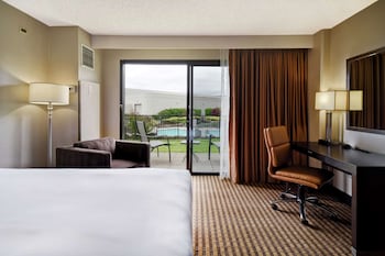 Room, 1 King Bed, Patio