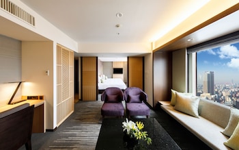 Nikko Junior Suite, Non-Smoking(Nikko Lounge Access)