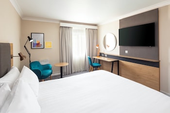 Standard Room, 1 Queen Bed