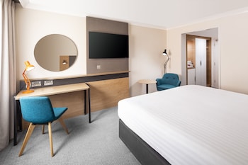 Standard Room, 1 Queen Bed