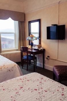 Room, 2 Queen Beds, Non Smoking, Ocean View