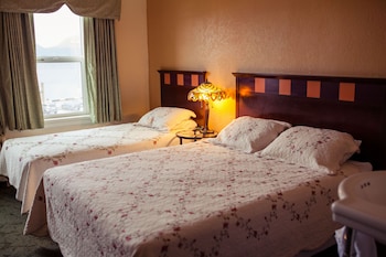 Room, 2 Queen Beds, Non Smoking, Ocean View