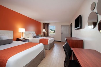 Standard Room, 2 Queen Beds, Smoking