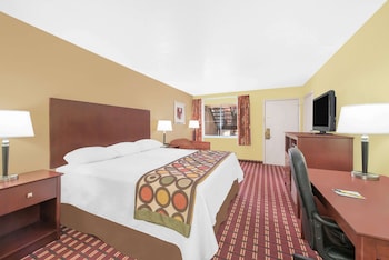 Room, 1 King Bed, Smoking