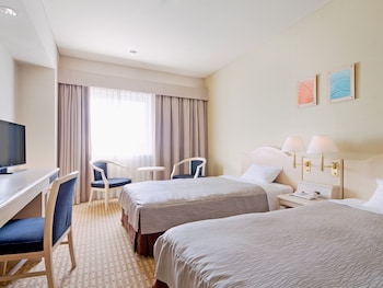 (Main) Standard Twin with Extra Bed, Non Smoking