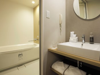 Style Triple Room, Non Smoking (Main Bldg)
