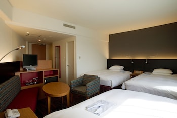 (Main) Comfort Triple Room, Non Smoking