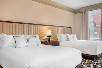 Deluxe Room, 2 Double Beds, Accessible
