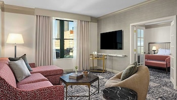 Suite (Severin 1 King Bed)
