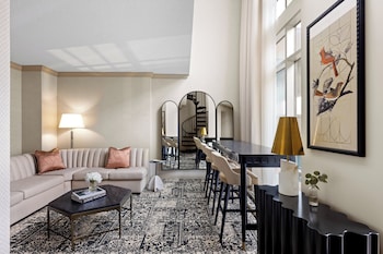 Loft, 1 King Bed with Sofa bed