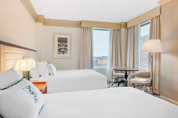 Deluxe Room, 2 Queen Beds (Classic)