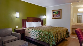 Standard Room, 1 King Bed, Non Smoking