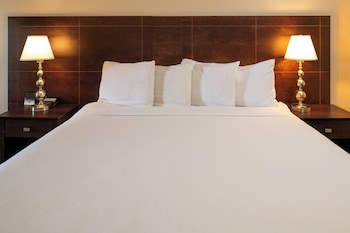 2 Queen Suite Room
