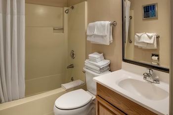 Standard Room, 2 Queen Beds