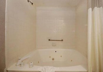 Room, 1 King Bed, Non Smoking, Lake View