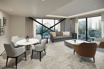 Executive Suite, 1 King Bed