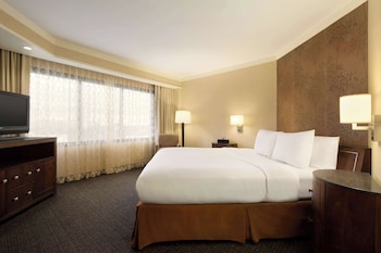 Suite, 1 King Bed, Non Smoking