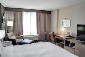 Room, 1 King Bed, Non Smoking