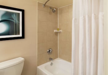 Room, 2 Queen Beds, Accessible, Non Smoking (Mobility Accessible, Bathtub)