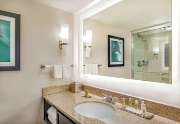 Junior Suite, 2 Queen Beds, Non Smoking