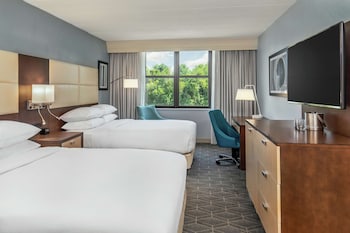 Room, 2 Queen Beds, Accessible, Non Smoking (Mobility Accessible, Bathtub)